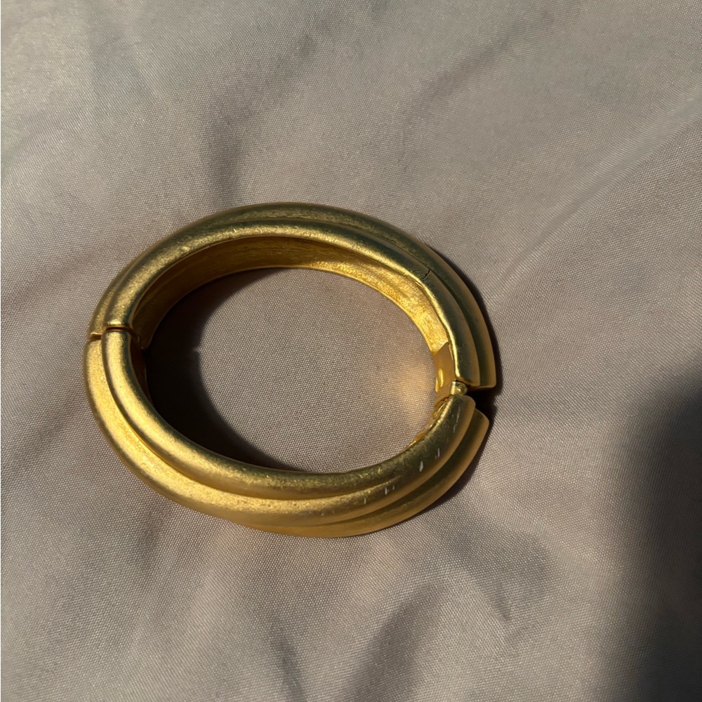 Gold Polished Bracelet with Hinged Closure